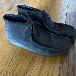 Clarks Dark Brown Suede Chukka Wallabee Boots US 12M size